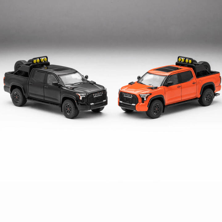 Toyota Tundra TRD PRO Exclusive GCD 1/64 Solar Octane with accessories