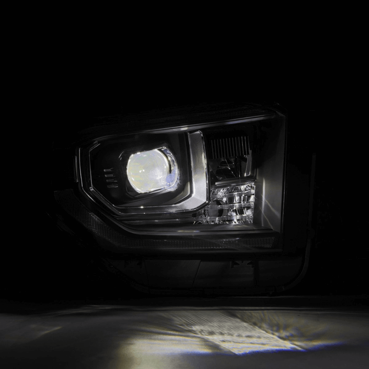 2014-2021 Toyota Tundra MK2 LUXX-Series LED Projector Headlights