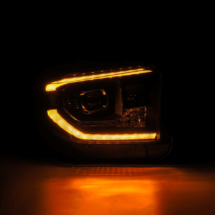 2014-2021 Toyota Tundra MK2 LUXX-Series LED Projector Headlights