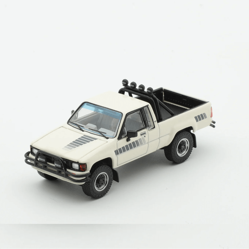 1985 Toyota Hilux SR5 Xtracab GCD 1/64