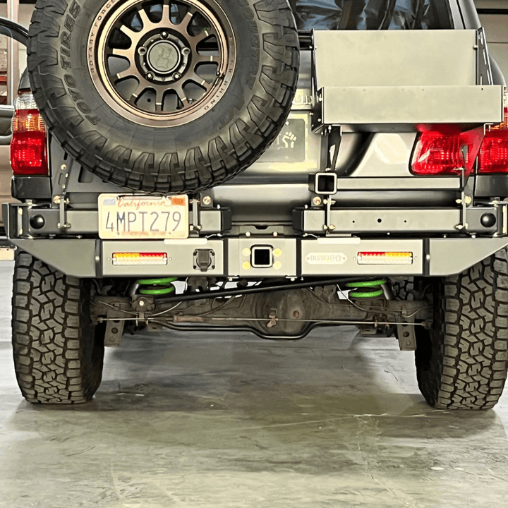 1998-2007 Toyota Land Cruiser 100 Modular Rear Bumper V3