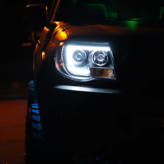 2005-2011 Toyota Tacoma Projector Headlights Light Bar DRL