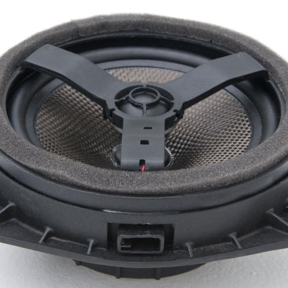 2005-2015 Toyota Tacoma | Access Cab Sound System | Reference 500