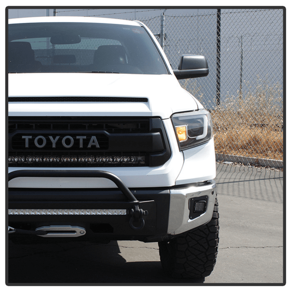 2014-2018 Toyota Tundra Projector Headlights | Spyder Signature