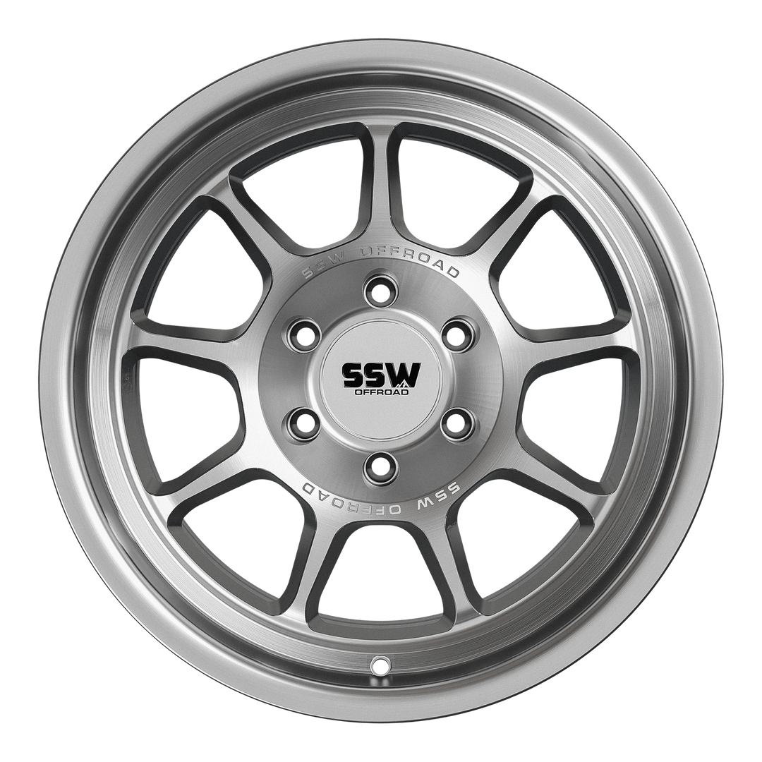Nova/ Machined Silver / 17x9.0 -25