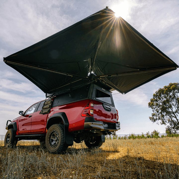 DeltaWing 270° Awning