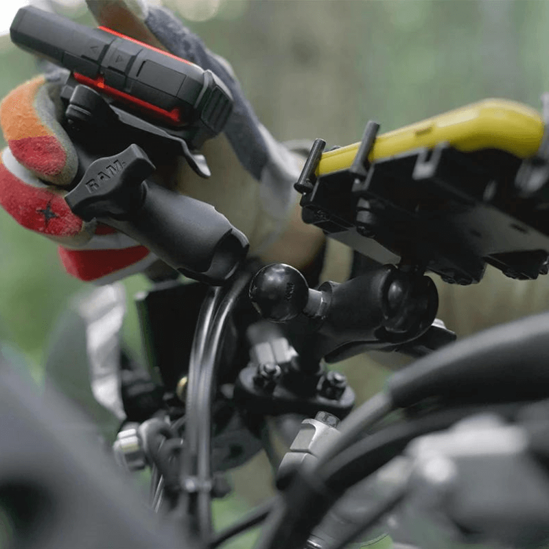 RAM® Spine Clip Holder with Ball for Garmin Handheld Devices