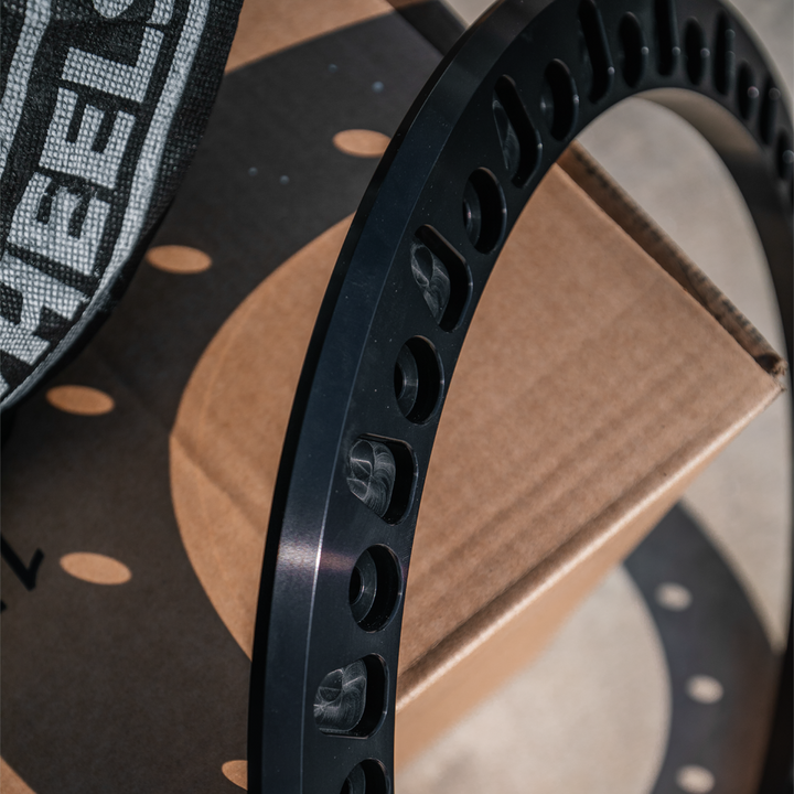 RR7-H FLOW FORM 17X8.5 | (6X5.5 | 6X139.7) | HYBRID BEADLOCK