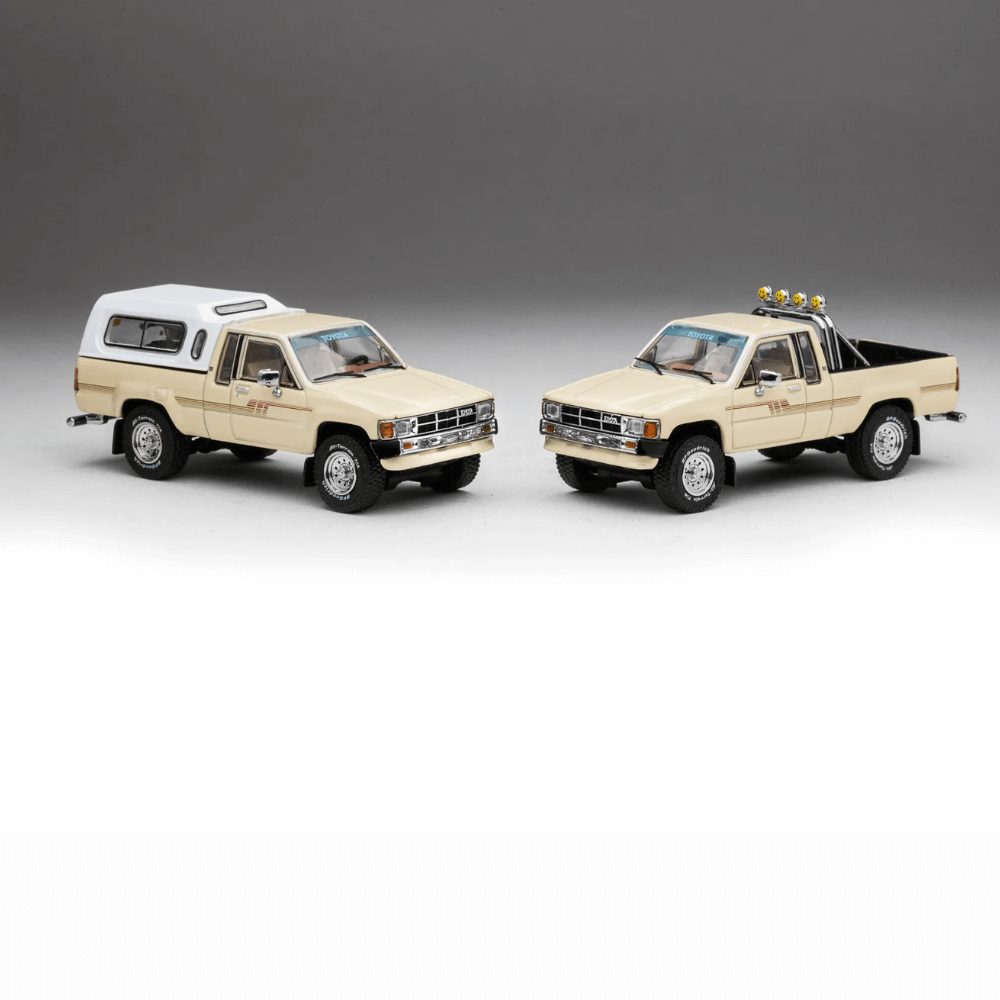 Toyota 1985 Hilux SR5 Xtracab Exclusive 1/64 Beige with Accessories