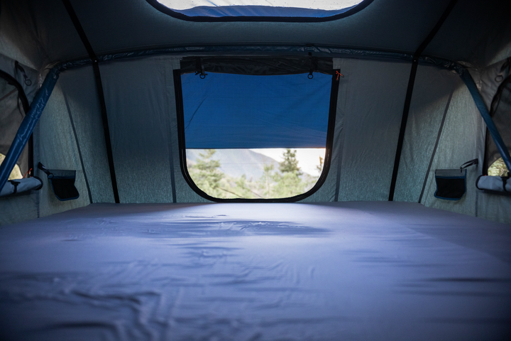 V1 - The Vagabond XL Rooftop Tent