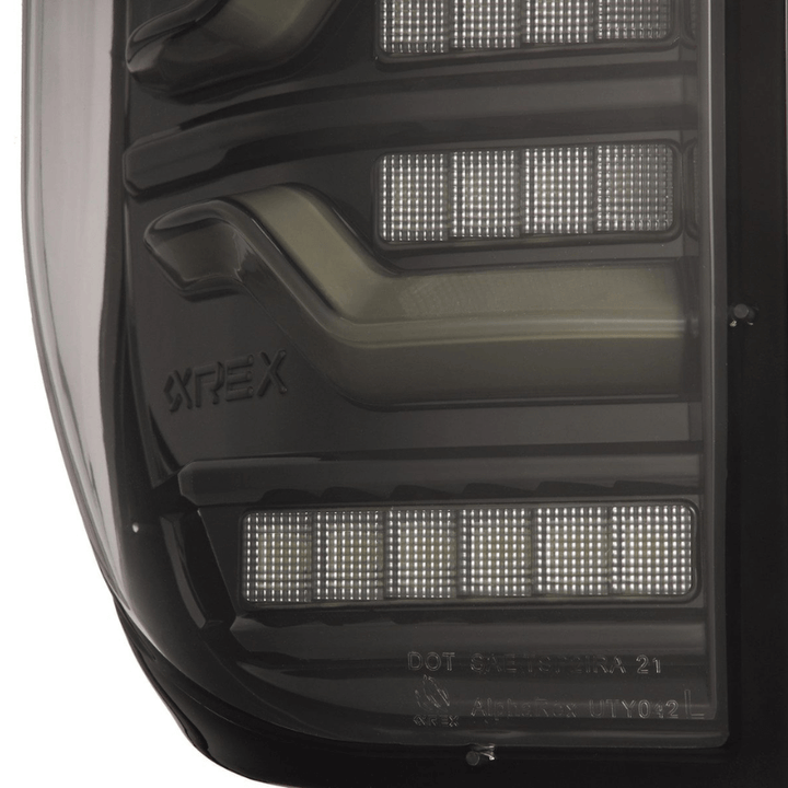 14-21 Toyota Tundra LUXX-Series LED Tail