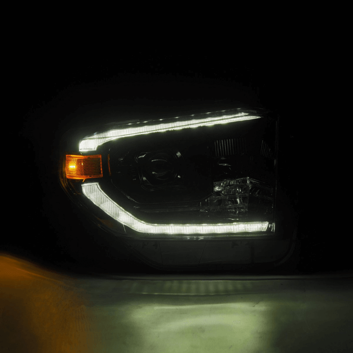 2014-2021 Toyota Tundra MK2 LUXX-Series LED Projector Headlights